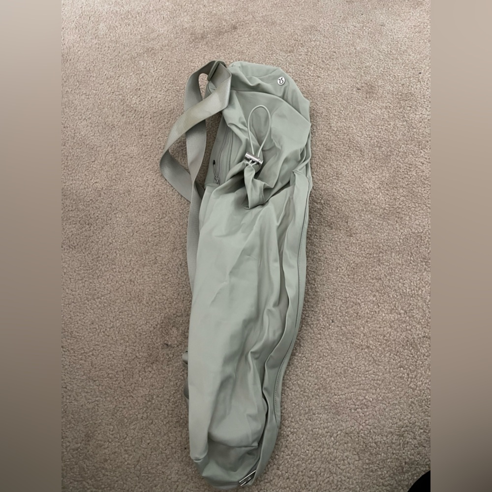 Lululemon yoga bag